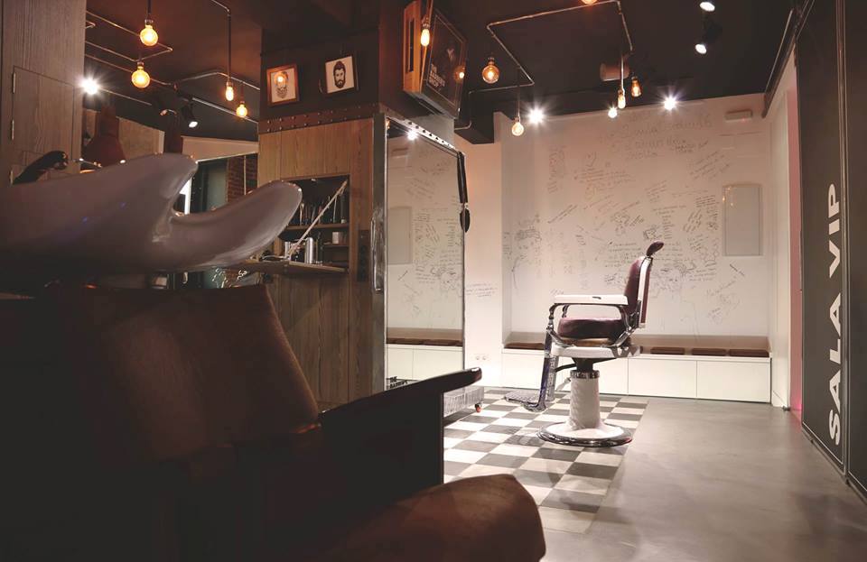 iluminacion-led-barber-shop